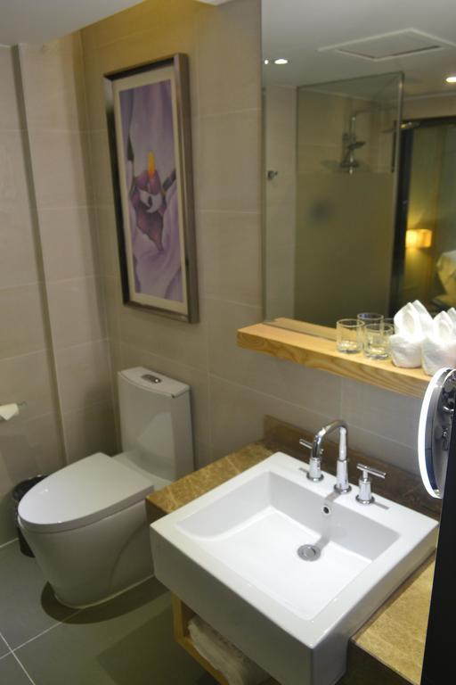 Lavande Hotel Zhuhai Gongbei Port Square Habitación foto